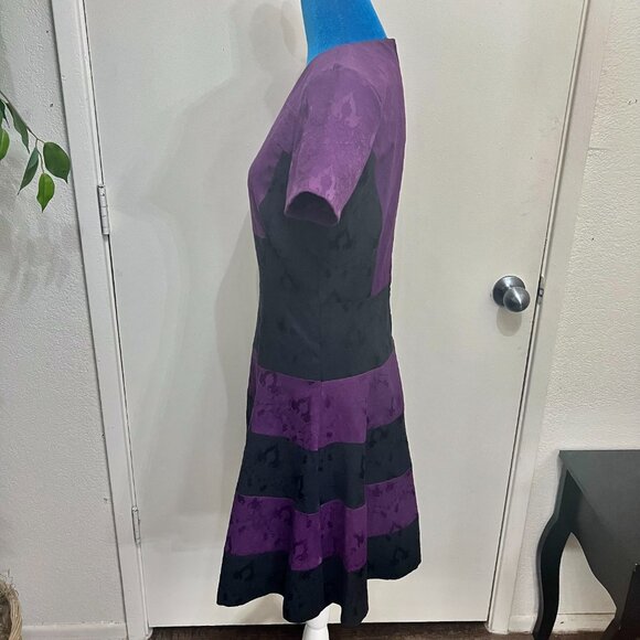 Badgley Mischka Belle Jacquard Colorblock striped dress Short Sleeve Purple 6 - Picture 3 of 12